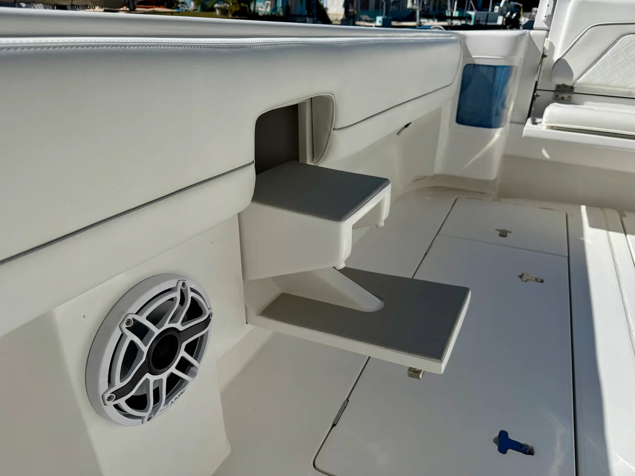 2024 Intrepid 407 NOMAD FE 40.0 feet, Dania Beach, Florida #39