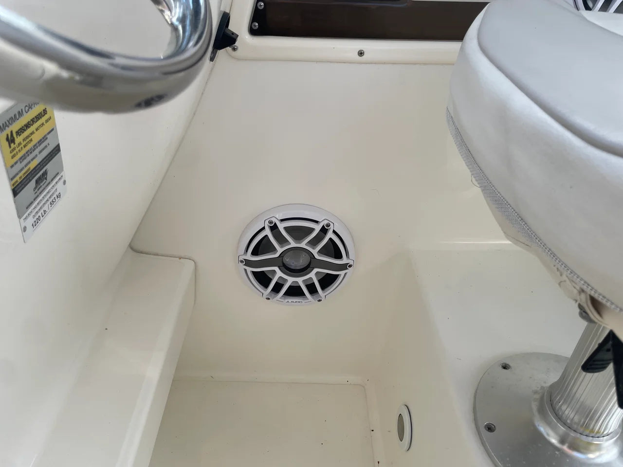 2009 Boston Whaler 255 CONQUEST 26.0 feet, Quincy, MA #18