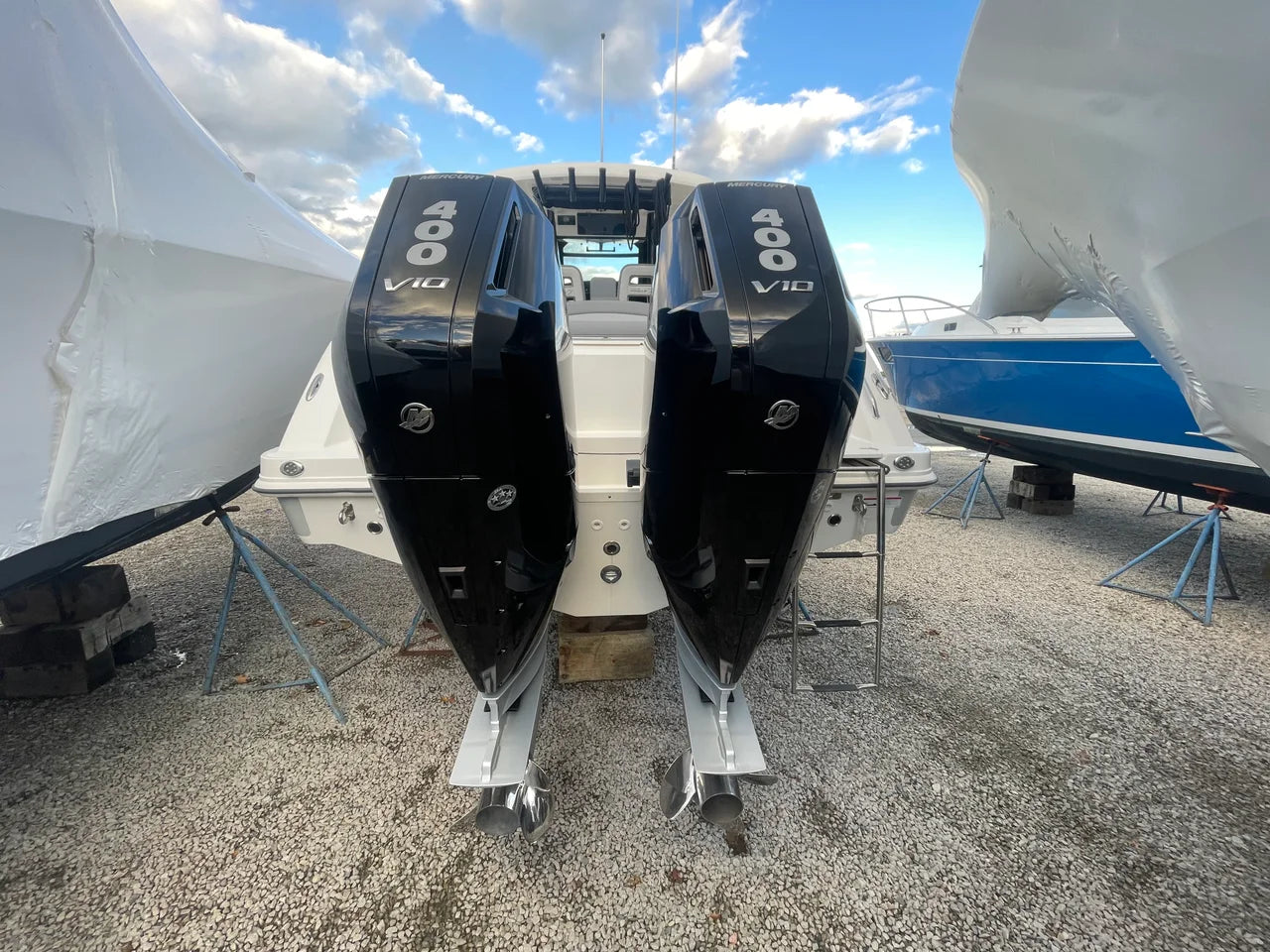 2025 Boston Whaler 330 OUTRAGE 33.0 feet, Quincy, MA #5
