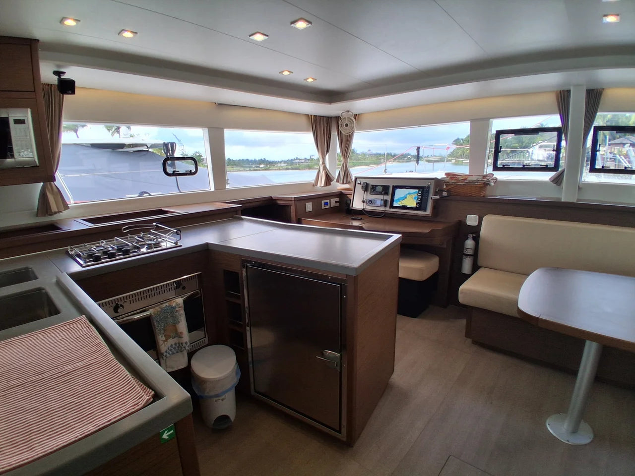 2019 Lagoon 450 F 45.0 feet, Hollywood, Florida #30