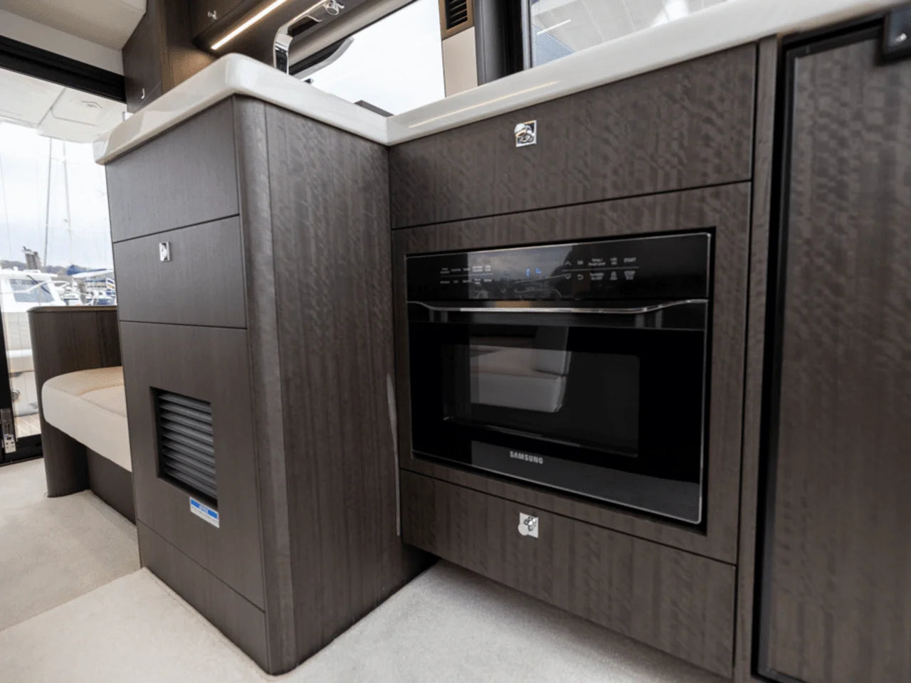 2024 Galeon 410 HTC 41.0 feet, Excelsior, Minnesota #29