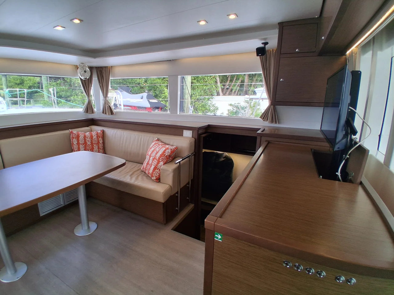 2019 Lagoon 450 F 45.0 feet, Hollywood, Florida #28
