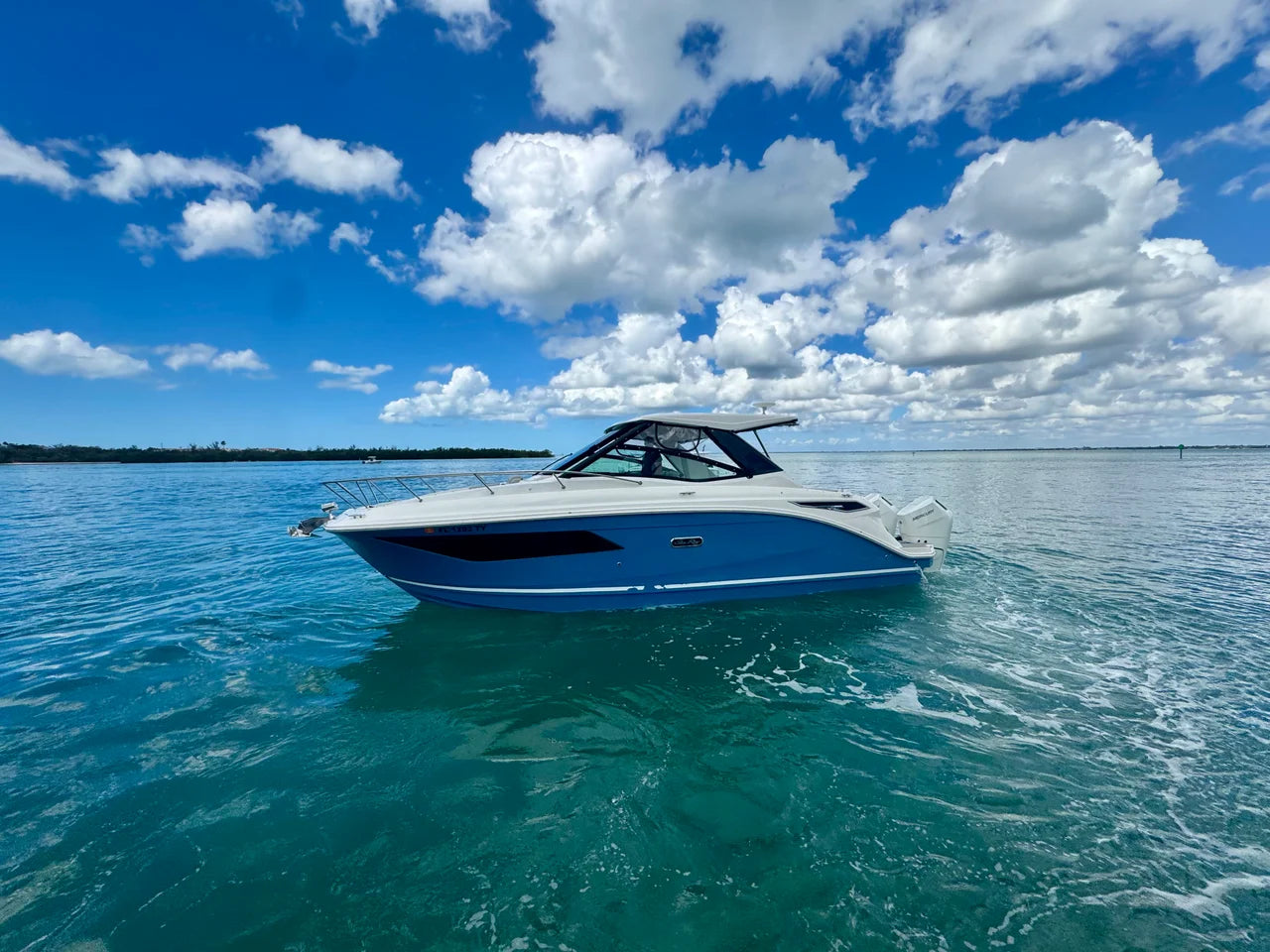 2025 Sea Ray 320 SUNDANCER OB 32.0 feet, Sarasota, Florida #1