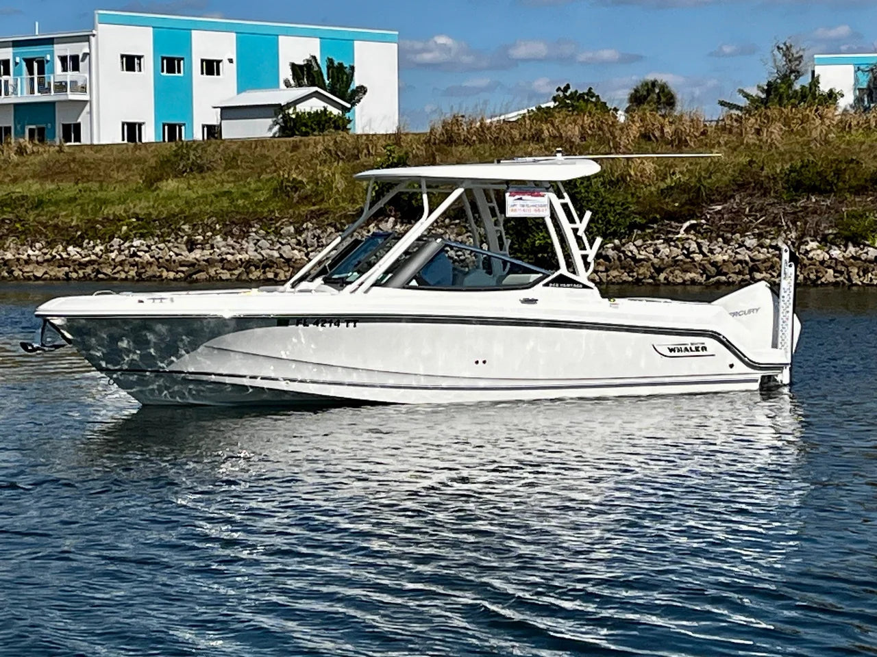 2024 Boston Whaler 240 VANTAGE 24.0 feet, Venice, Florida #1