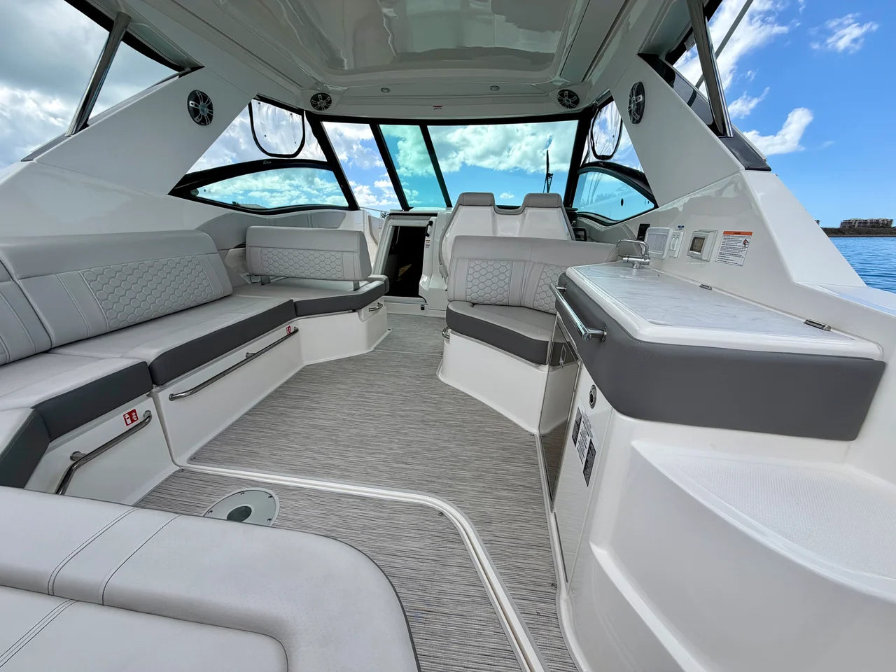 2025 Sea Ray 320 SUNDANCER OB 32.0 feet, Sarasota, Florida #32