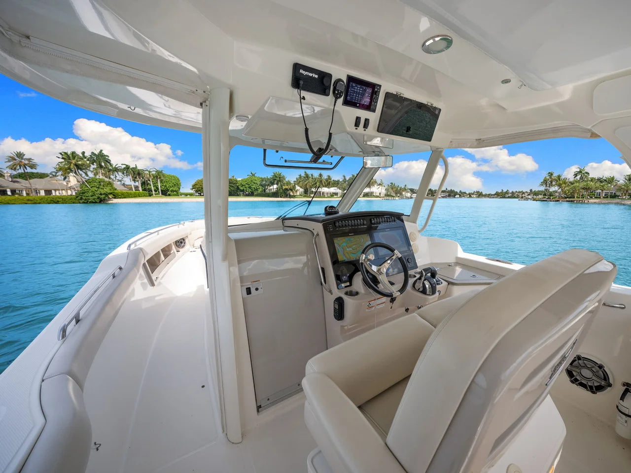 2020 Boston Whaler 350 REALM 35.0 feet, Naples, Florida #49