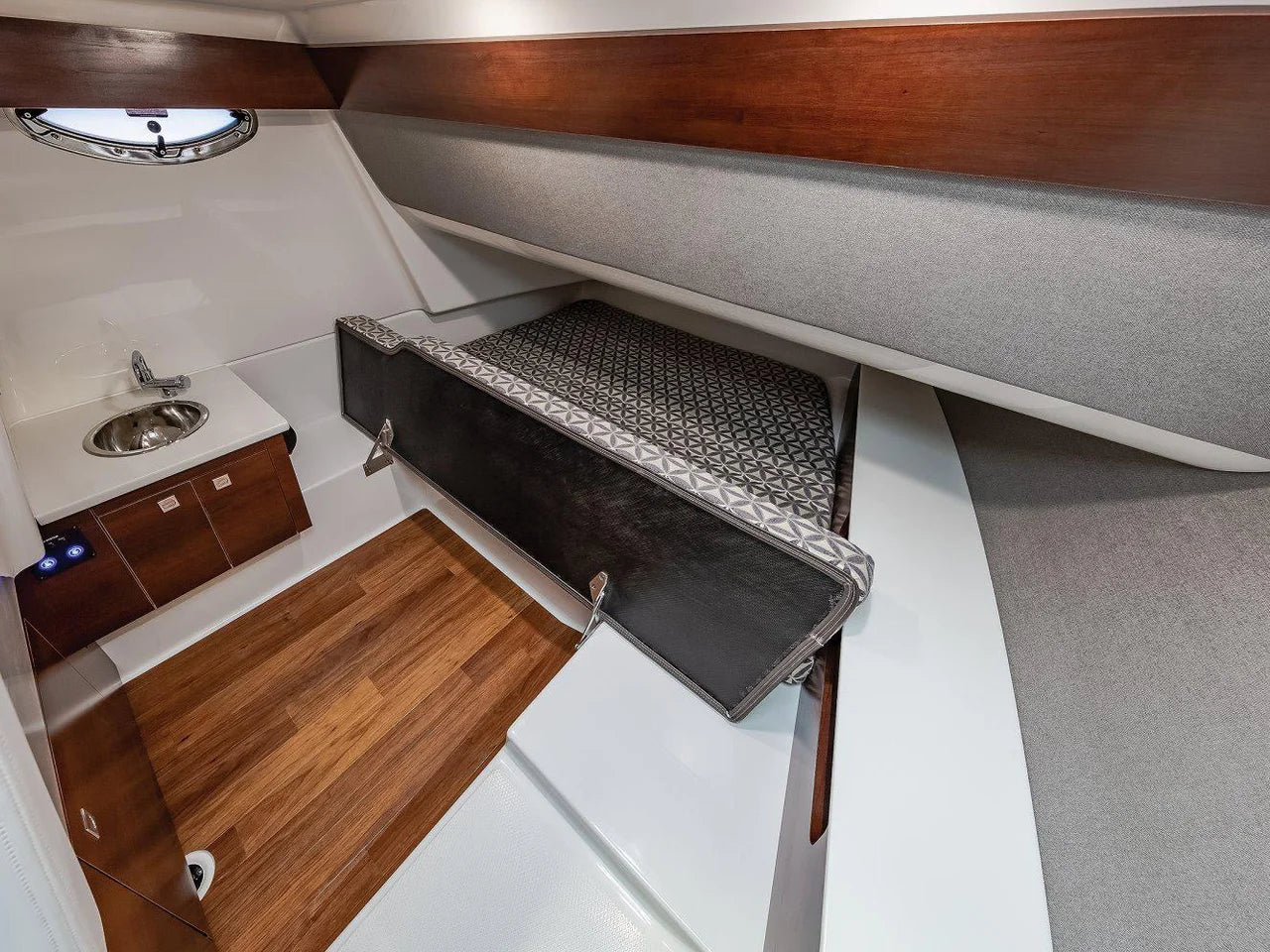 2023 Chaparral 300 OSX 30.0 feet, Fort Myers, FL #32
