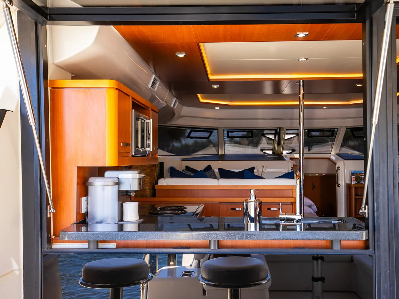 2017 Aquila 44 44.0 feet, Pompano Beach, Florida #36