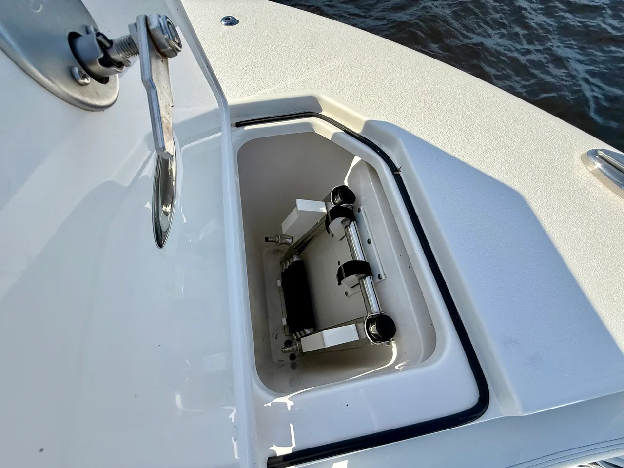 2022 Cobia 330 DUAL CONSOLE 33.0 feet, Fort Myers, Florida #63