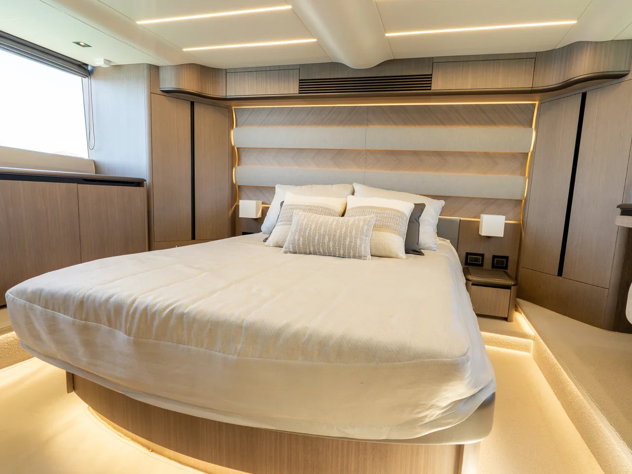 2024 Galeon 560 FLY 56.0 feet, New Symrna, FL #45