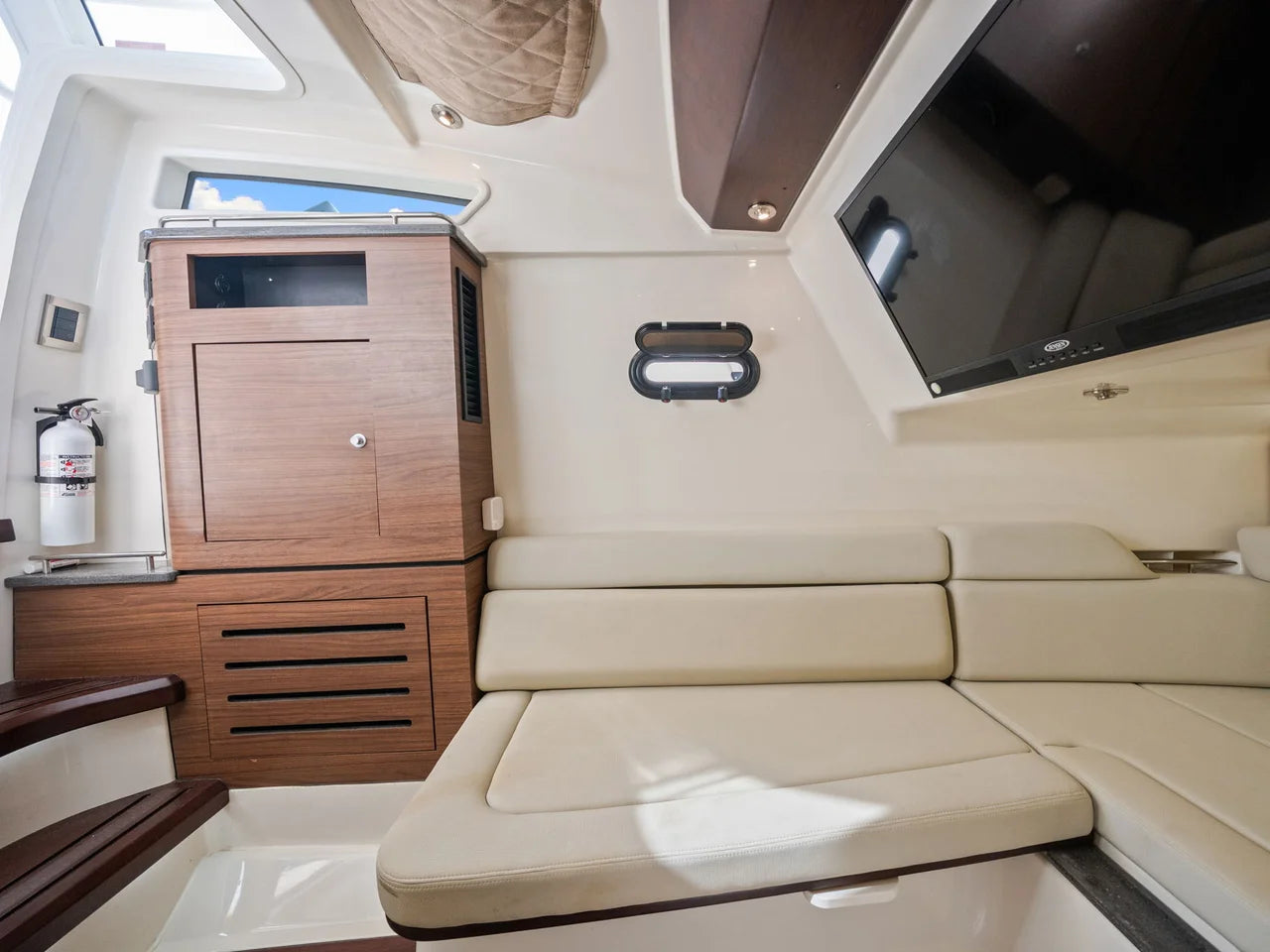 2020 Boston Whaler 350 REALM 35.0 feet, Naples, Florida #25