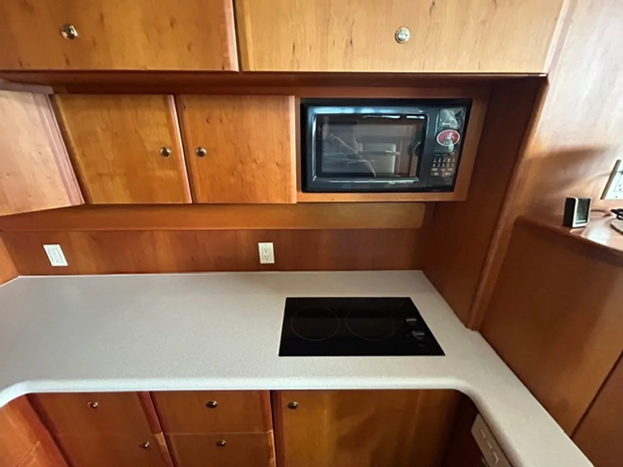 2003 Silverton 42C 42.0 feet, Stuart, Florida #36