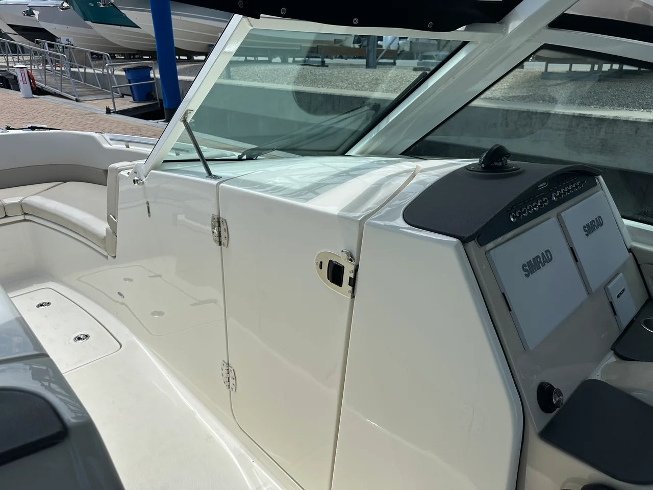2023 Boston Whaler 320 VANTAGE 32.0 feet, Fort Myers, Florida #36