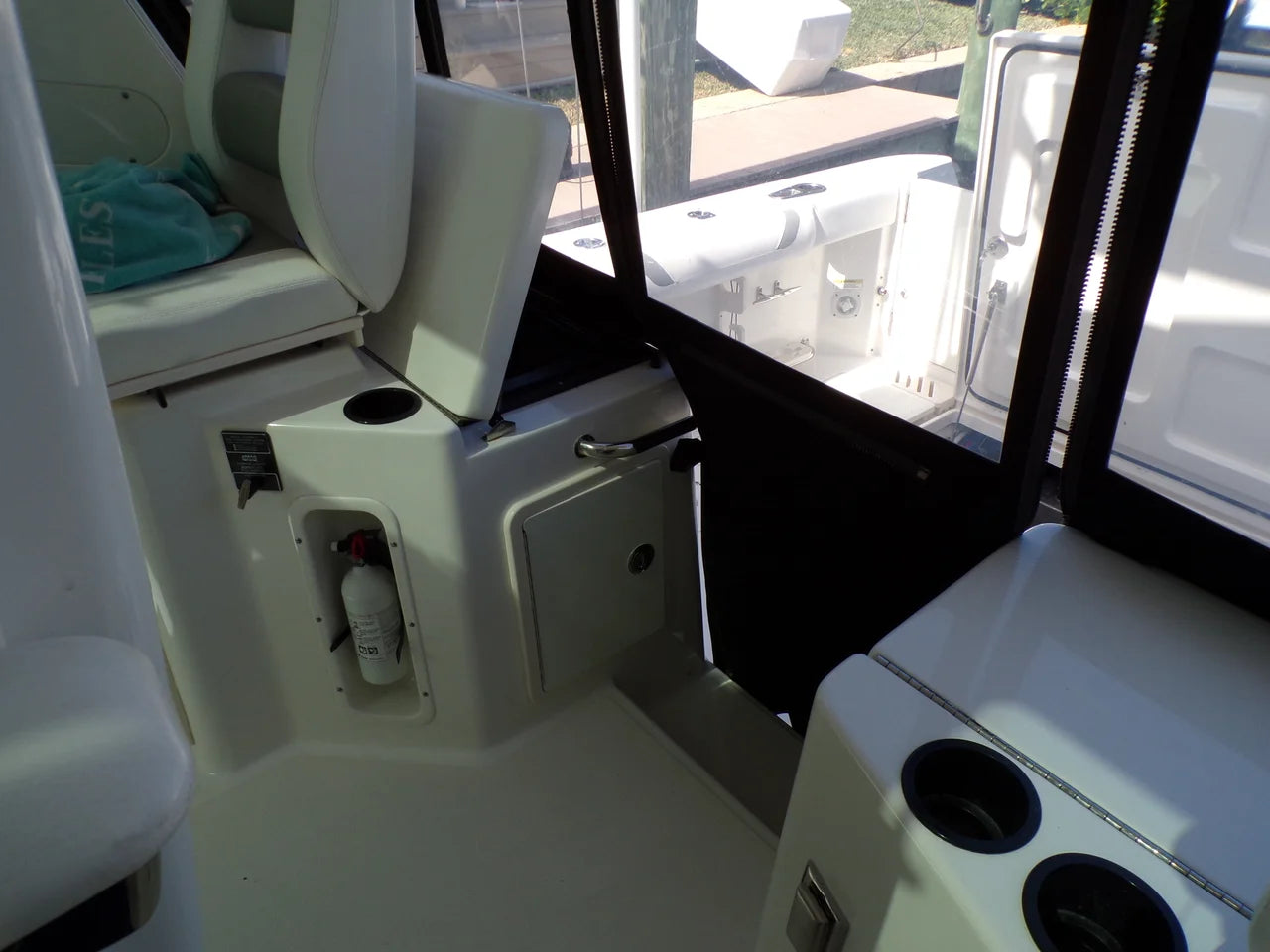 2014 Boston Whaler 345 CONQUEST 35.0 feet, Naples, FL #48