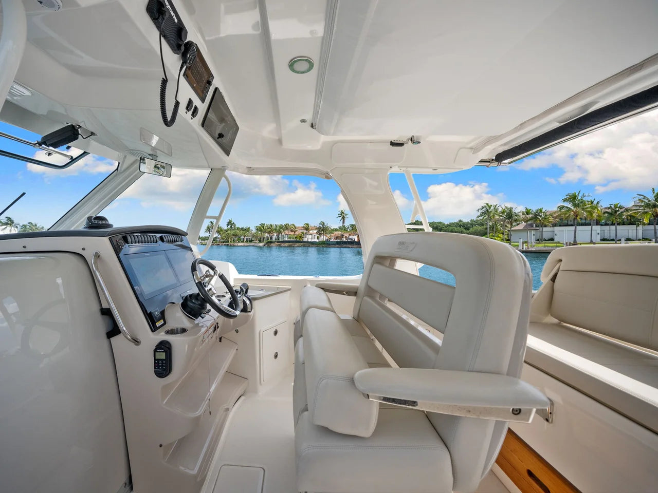 2020 Boston Whaler 350 REALM 35.0 feet, Naples, Florida #48