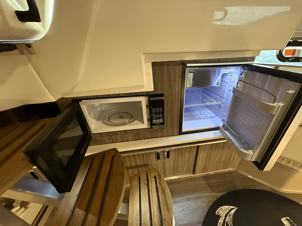 2023 Sea Ray 320 SUNDANCER 32.0 feet, Cumming, GA #69