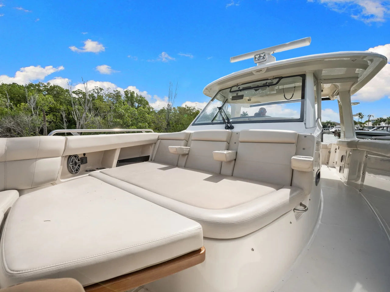 2020 Boston Whaler 350 REALM 35.0 feet, Naples, Florida #31