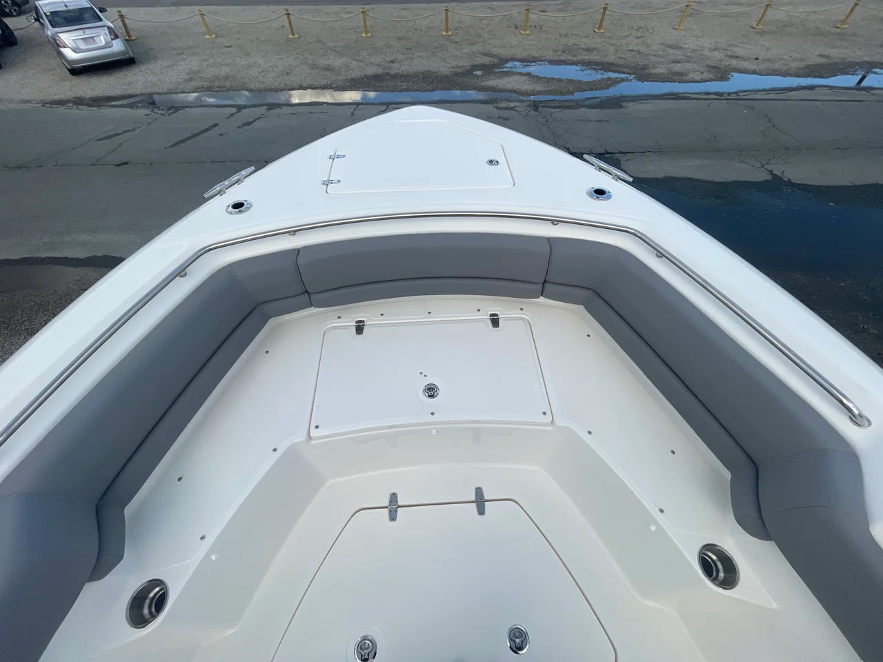 2025 Boston Whaler 330 OUTRAGE 33.0 feet, Quincy, MA #32