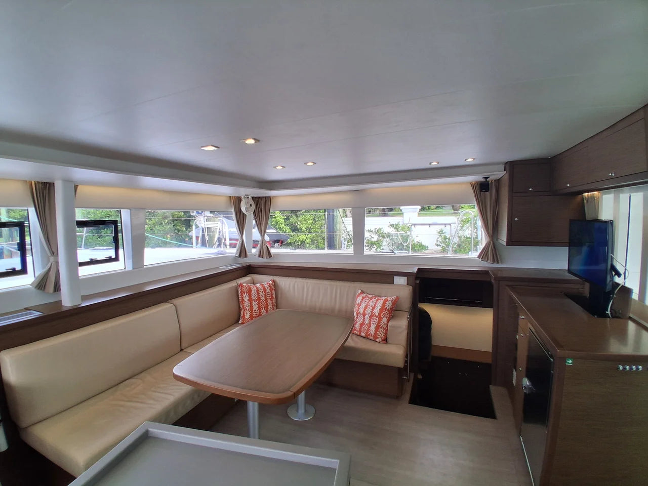 2019 Lagoon 450 F 45.0 feet, Hollywood, Florida #32