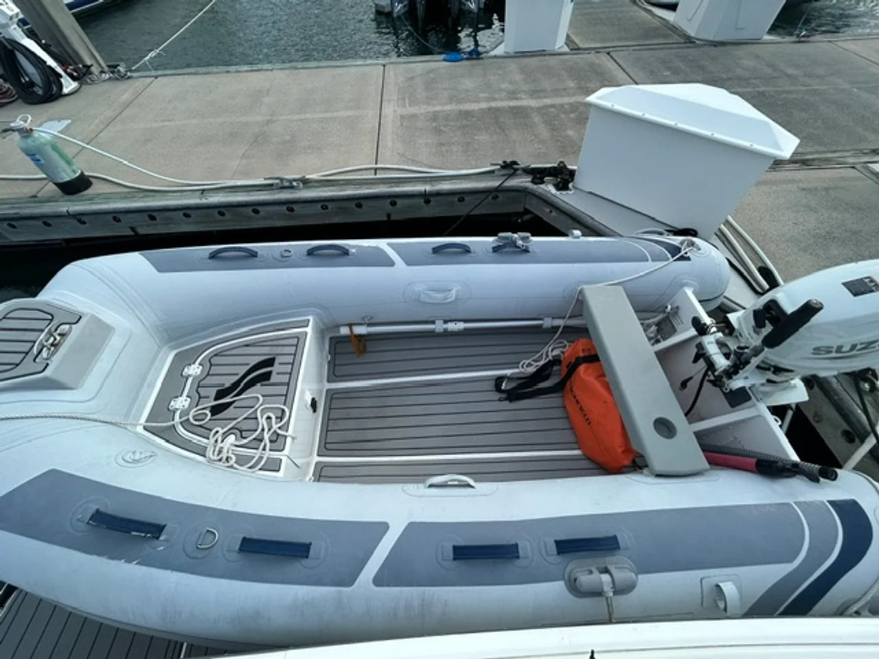 2003 Silverton 42C 42.0 feet, Stuart, Florida #14