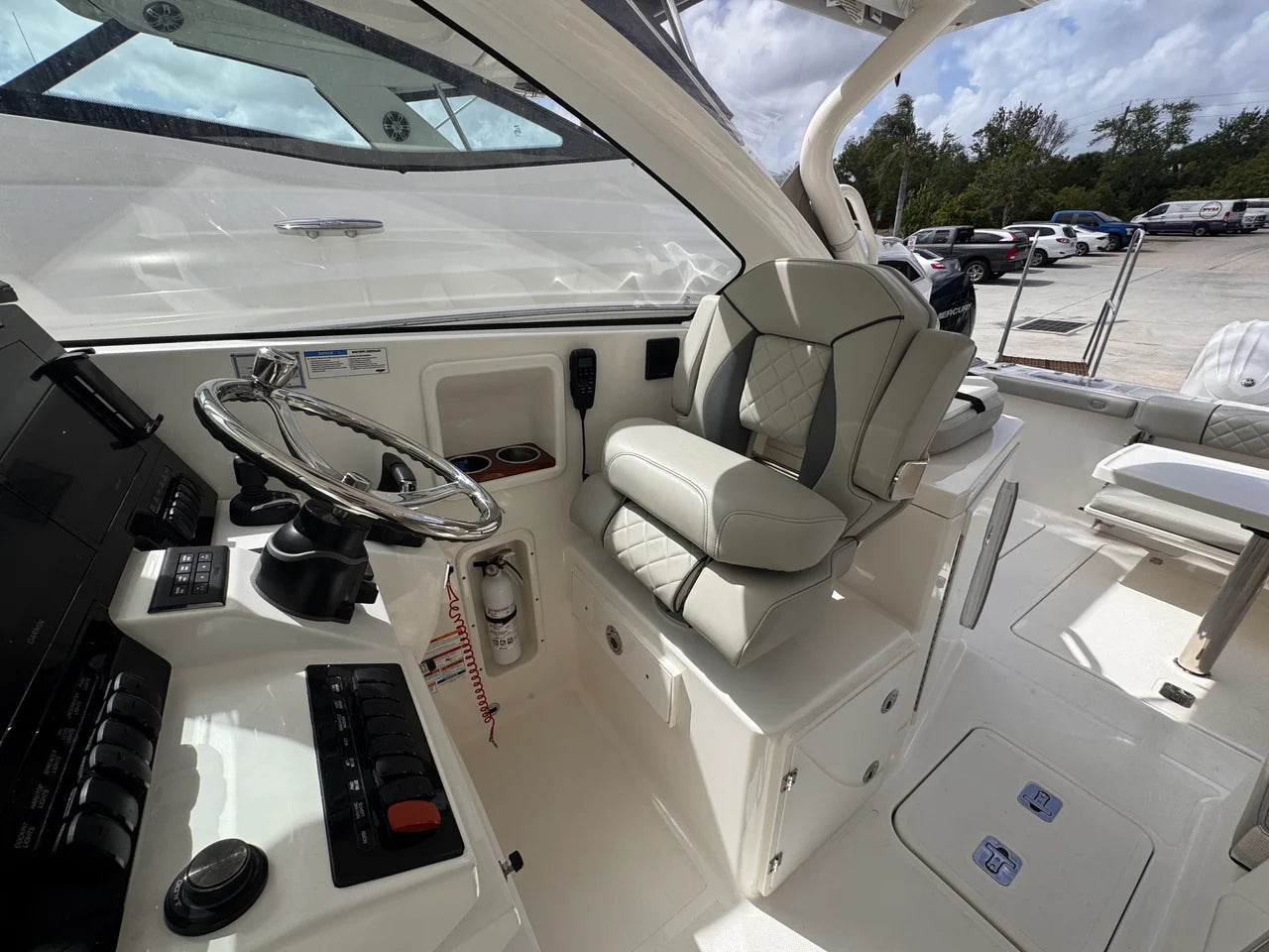 2025 Pursuit 306 DC 30.0 feet, Stuart, Florida #23
