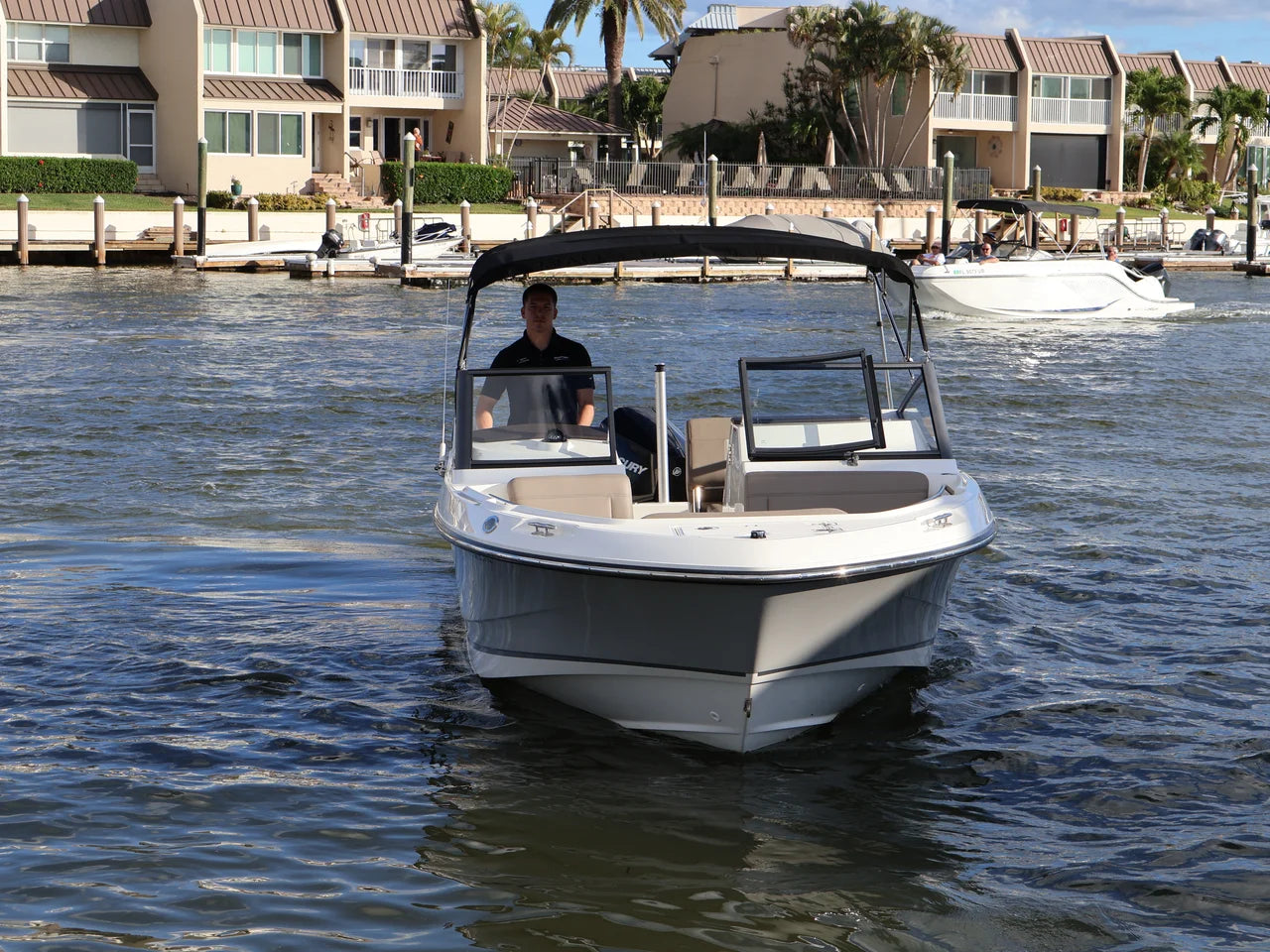 2024 Boston Whaler 210 Vantage 21.0 feet, Naples, FL #5