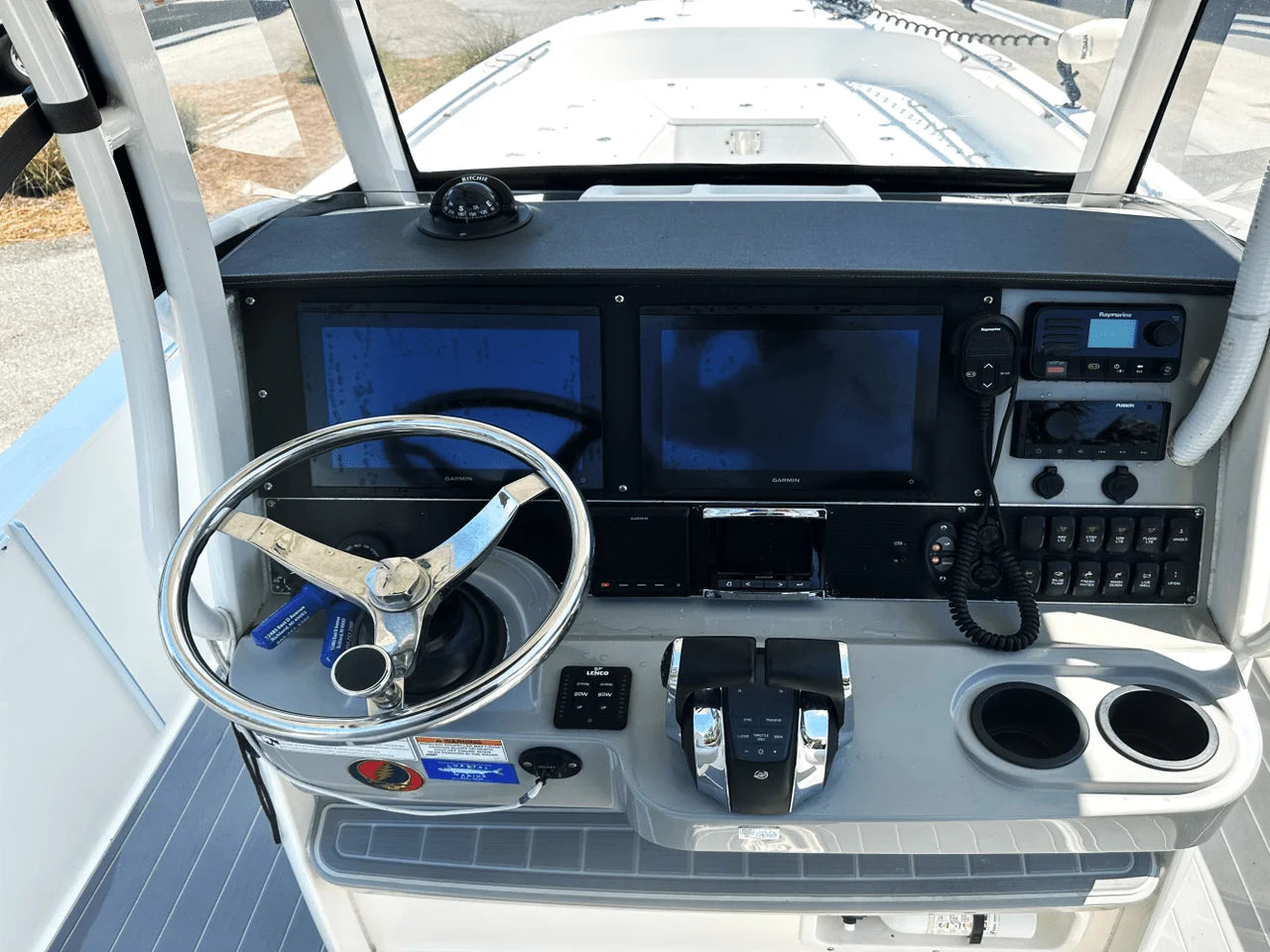 2016 Boston Whaler 270 DAUNTLESS 27.0 feet, Charleston, SC #12