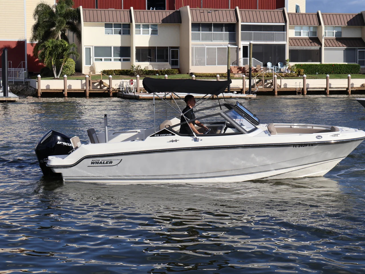 2024 Boston Whaler 210 Vantage 21.0 feet, Naples, FL #1