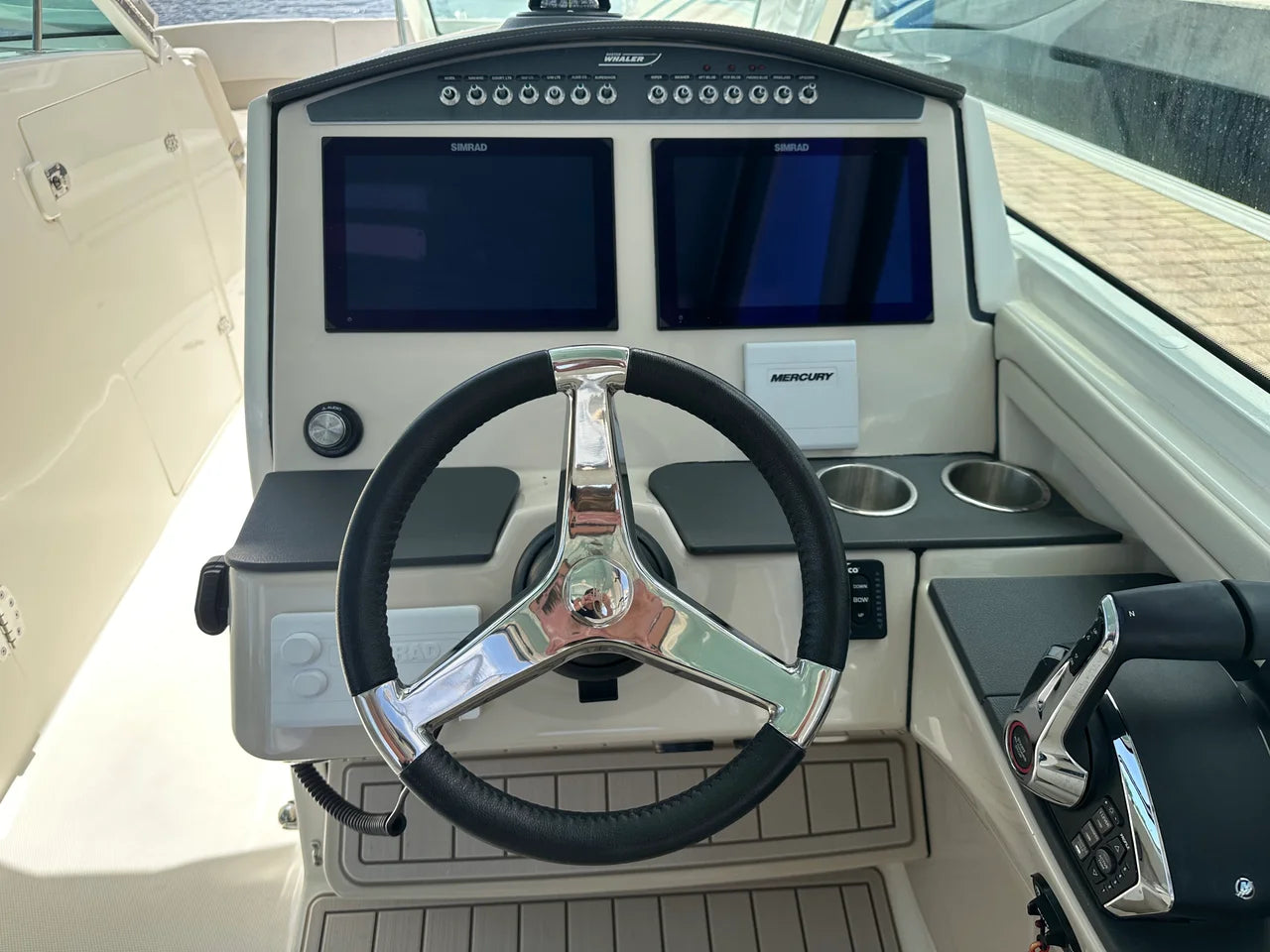 2023 Boston Whaler 320 VANTAGE 32.0 feet, Fort Myers, Florida #28