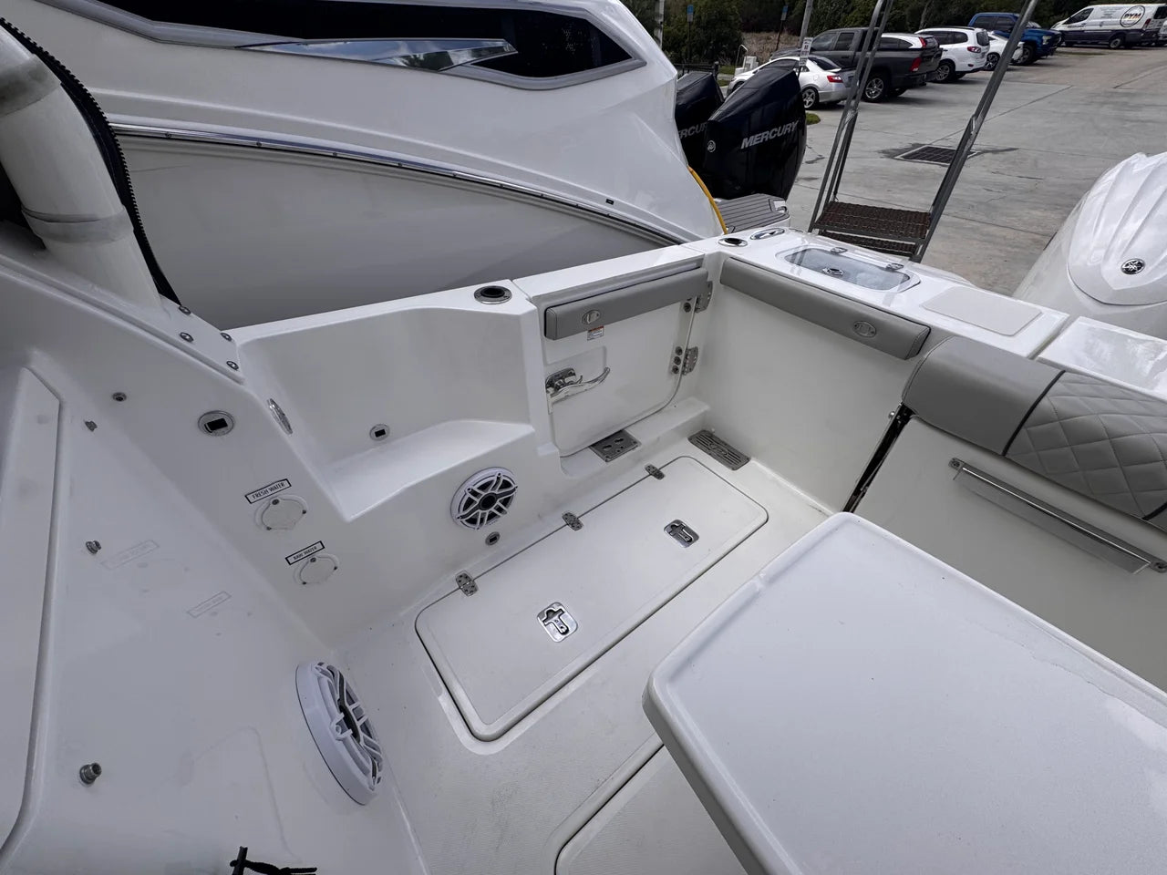 2025 Pursuit 306 DC 30.0 feet, Stuart, Florida #13