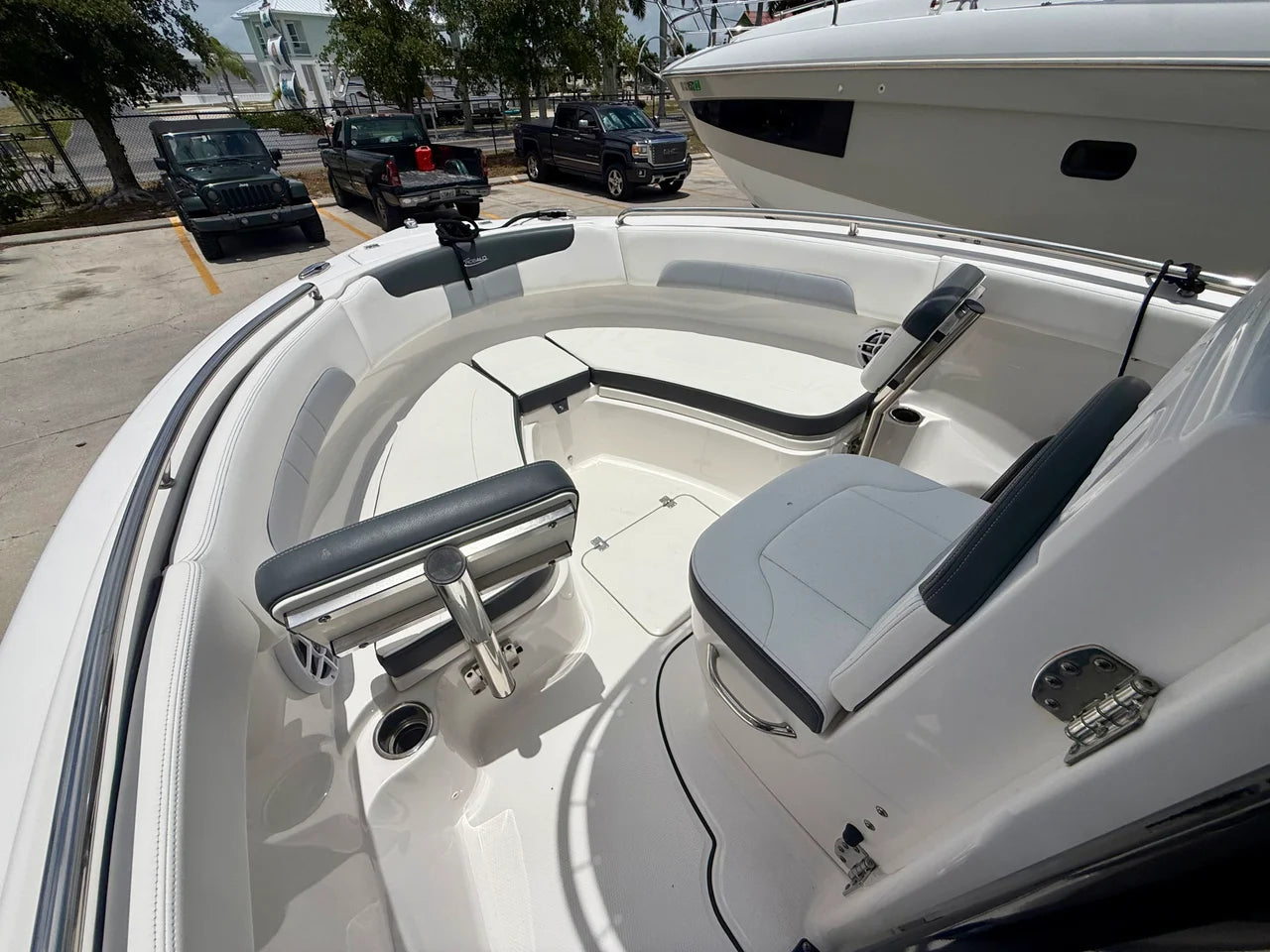 2024 Robalo 222 EXPLORER 22.0 feet, Fort Myers, FL #23