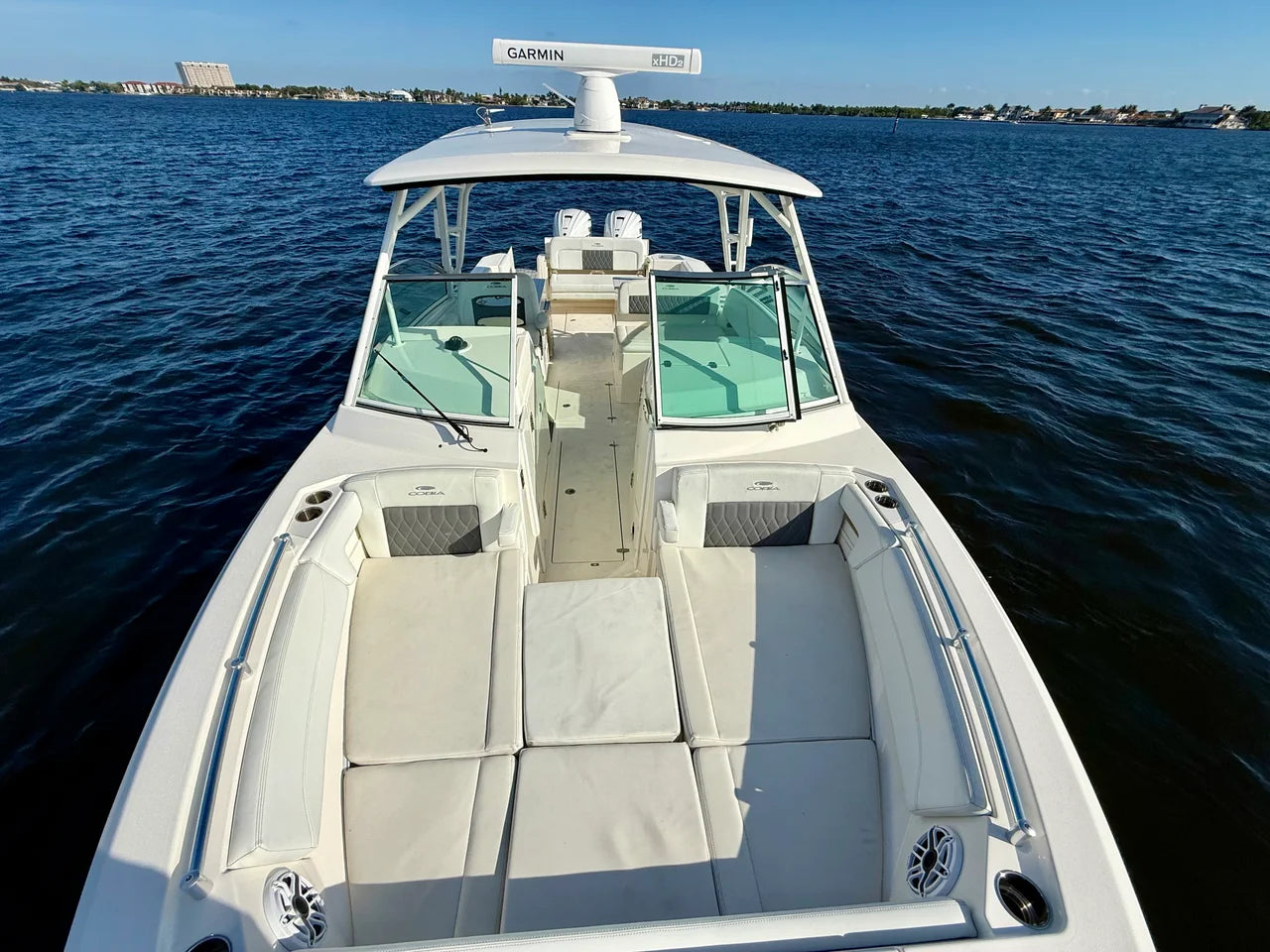 2022 Cobia 330 DUAL CONSOLE 33.0 feet, Fort Myers, Florida #57