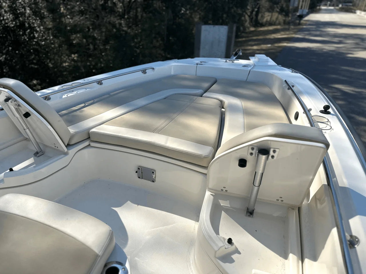 2021 Boston Whaler 240 DAUNTLESS 24.0 feet, Charleston, SC #19