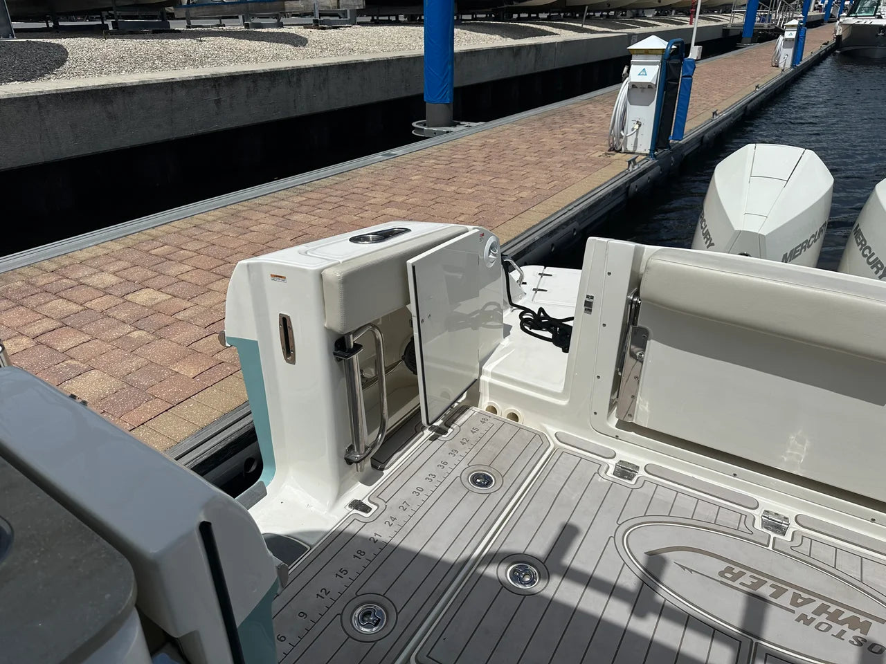 2023 Boston Whaler 320 VANTAGE 32.0 feet, Fort Myers, Florida #12