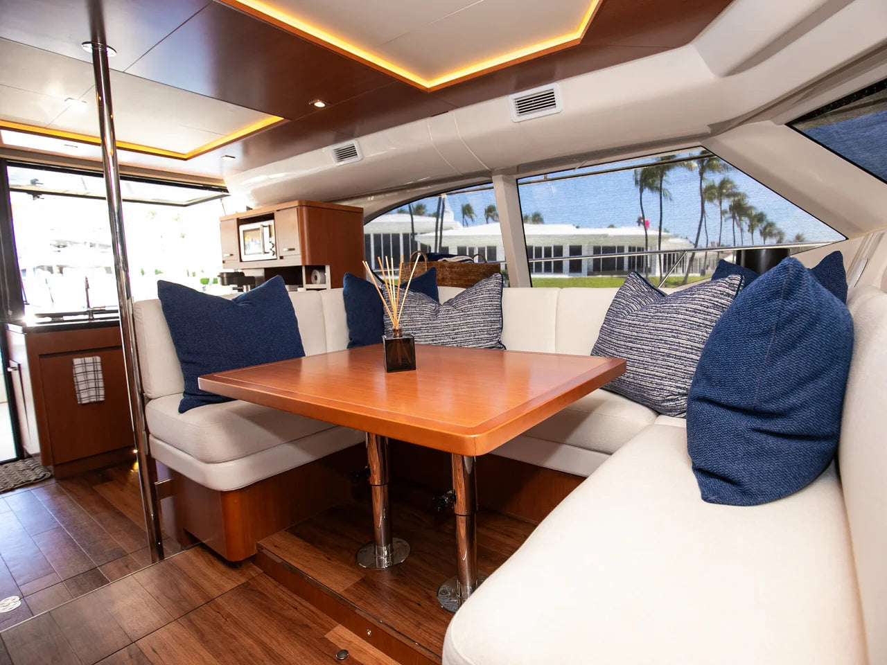 2017 Aquila 44 44.0 feet, Pompano Beach, Florida #100