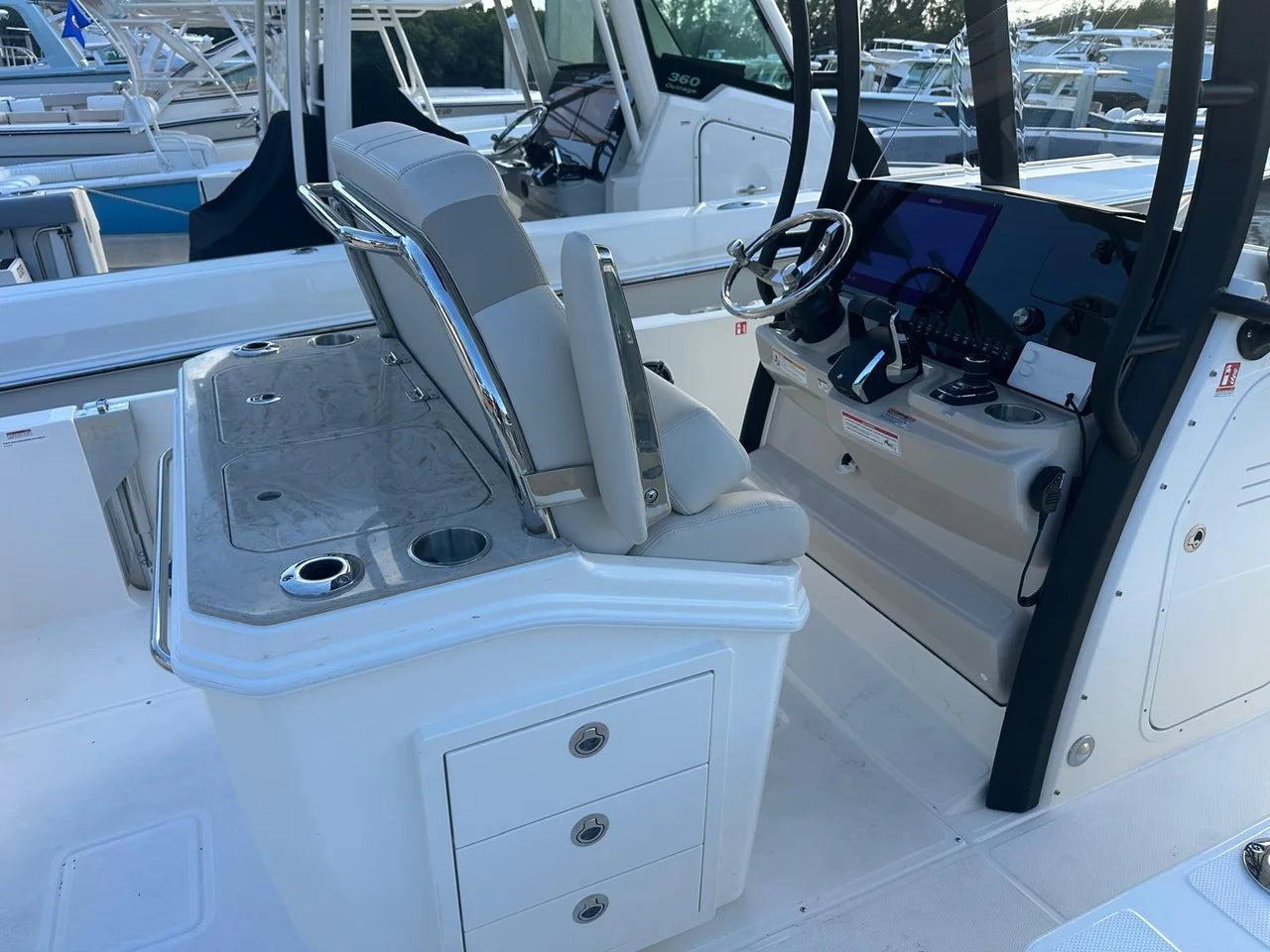 2026 Boston Whaler 280 Dauntless 28.0 feet, Key Largo, Florida #15