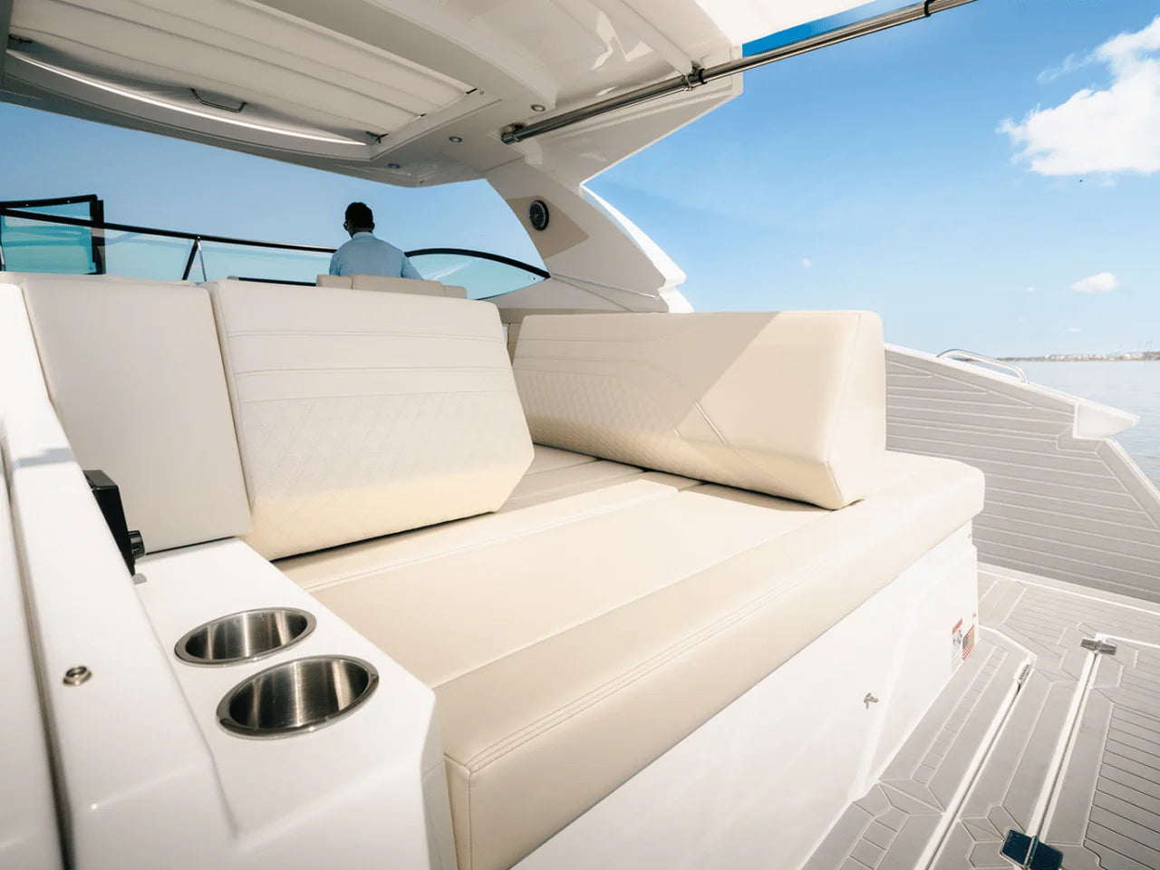 2025 Cruisers Yachts 38 GLS Outboard 38.0 feet, Charleston, SC #6