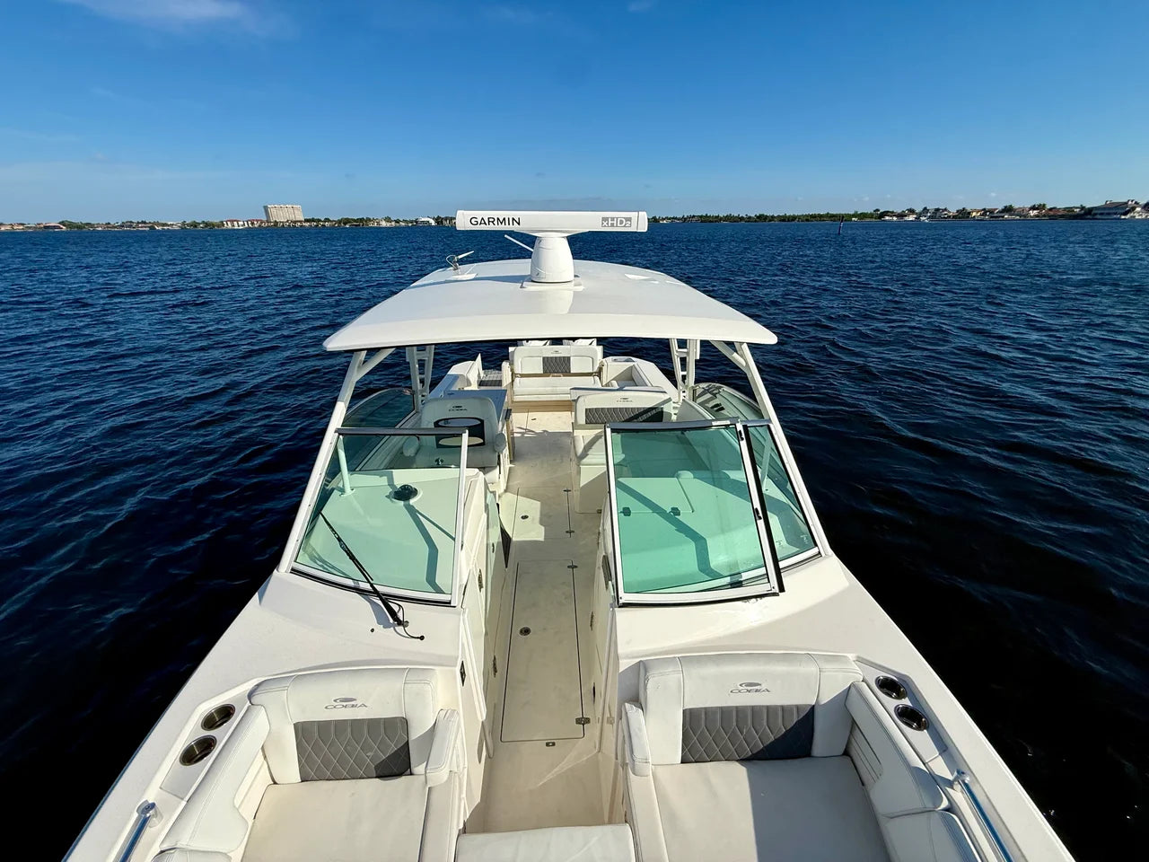 2022 Cobia 330 DUAL CONSOLE 33.0 feet, Fort Myers, Florida #56