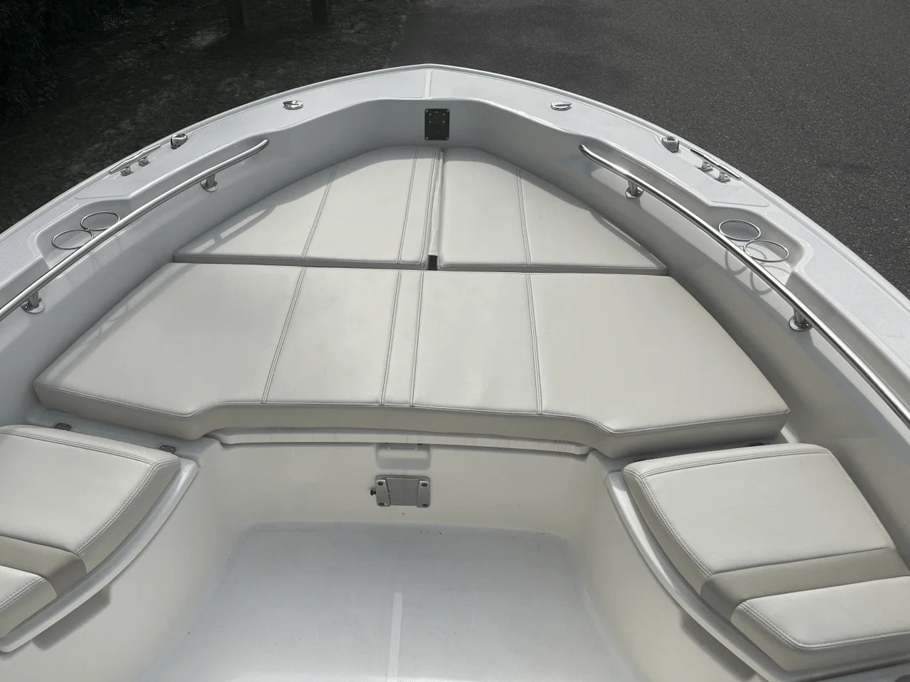 2025 Boston Whaler 250 Dauntless 25.0 feet, Charleston, SC #10