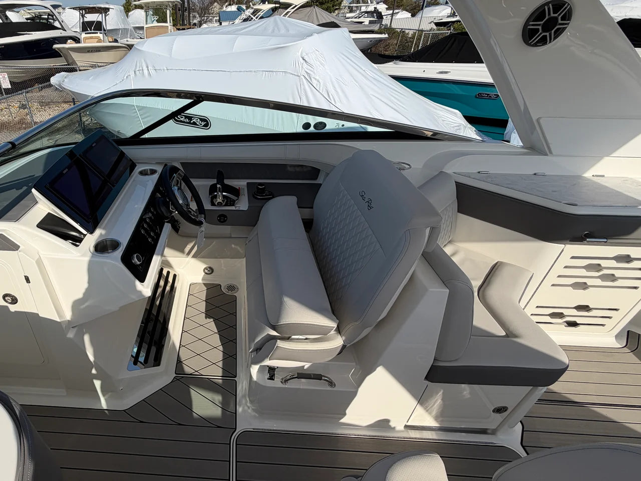 2026 Sea Ray SLX 310 Outboard 31.0 feet, Grasonville, Maryland #26
