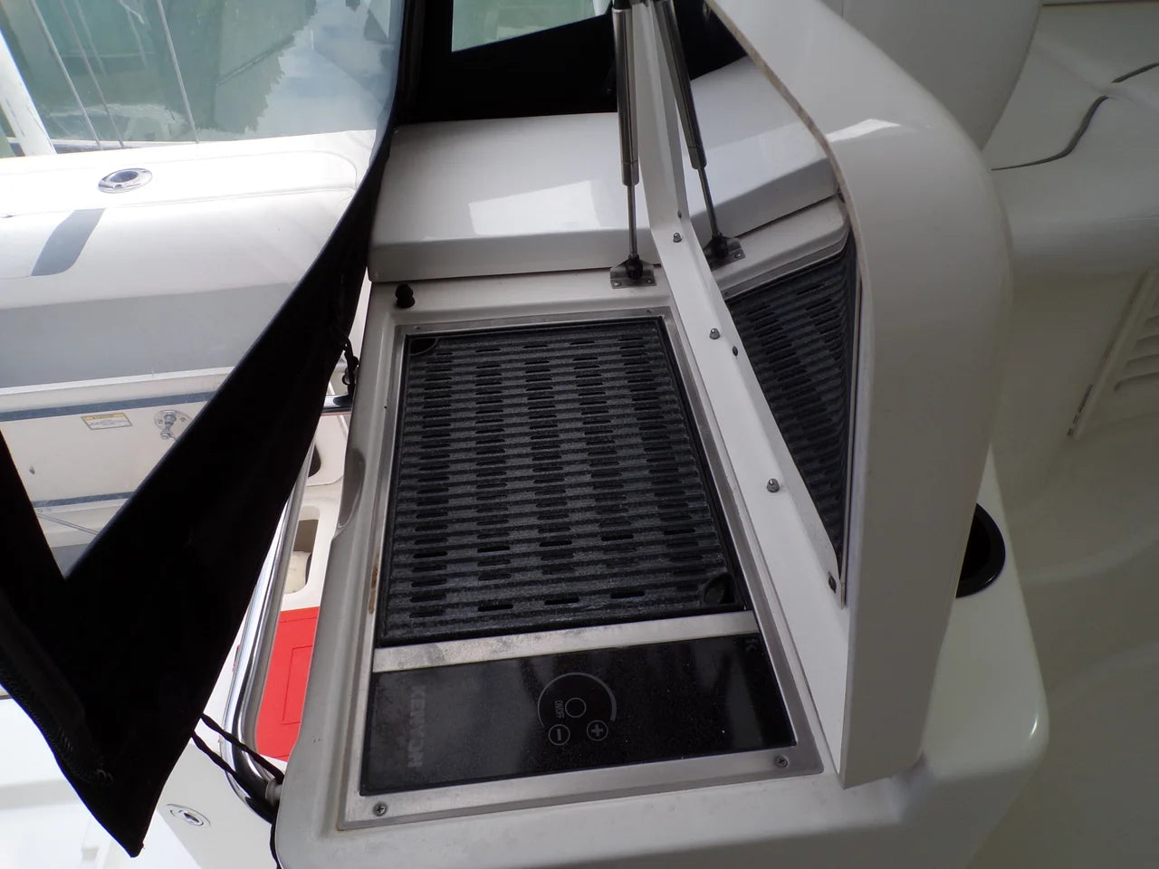 2014 Boston Whaler 345 CONQUEST 35.0 feet, Naples, FL #36