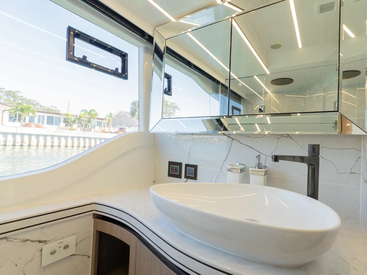 2024 Galeon 560 FLY 56.0 feet, New Symrna, FL #50