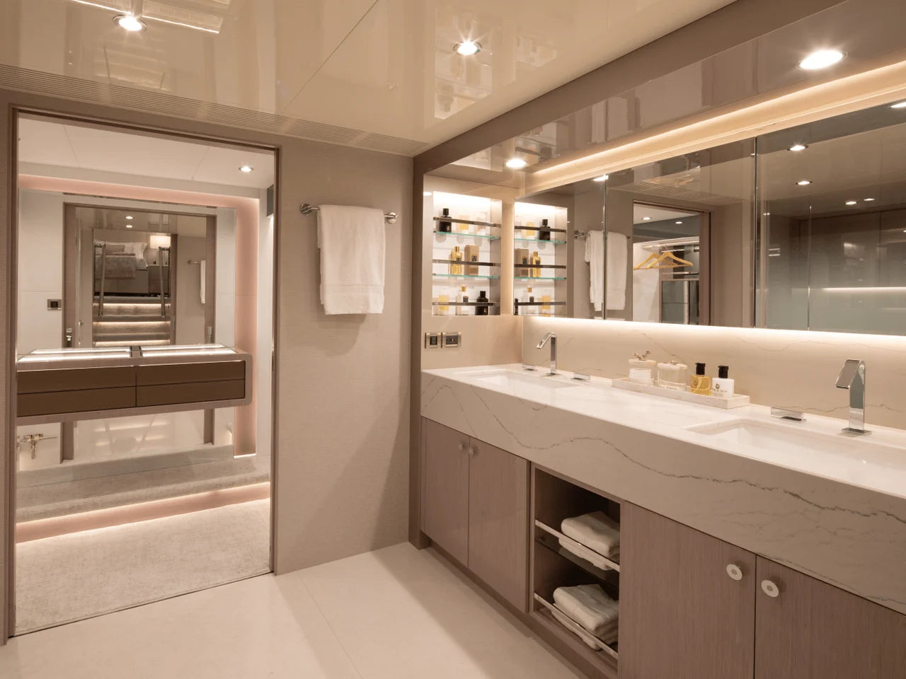 2026 Ocean Alexander 32L 106.0 feet, Hollywood, Florida #71