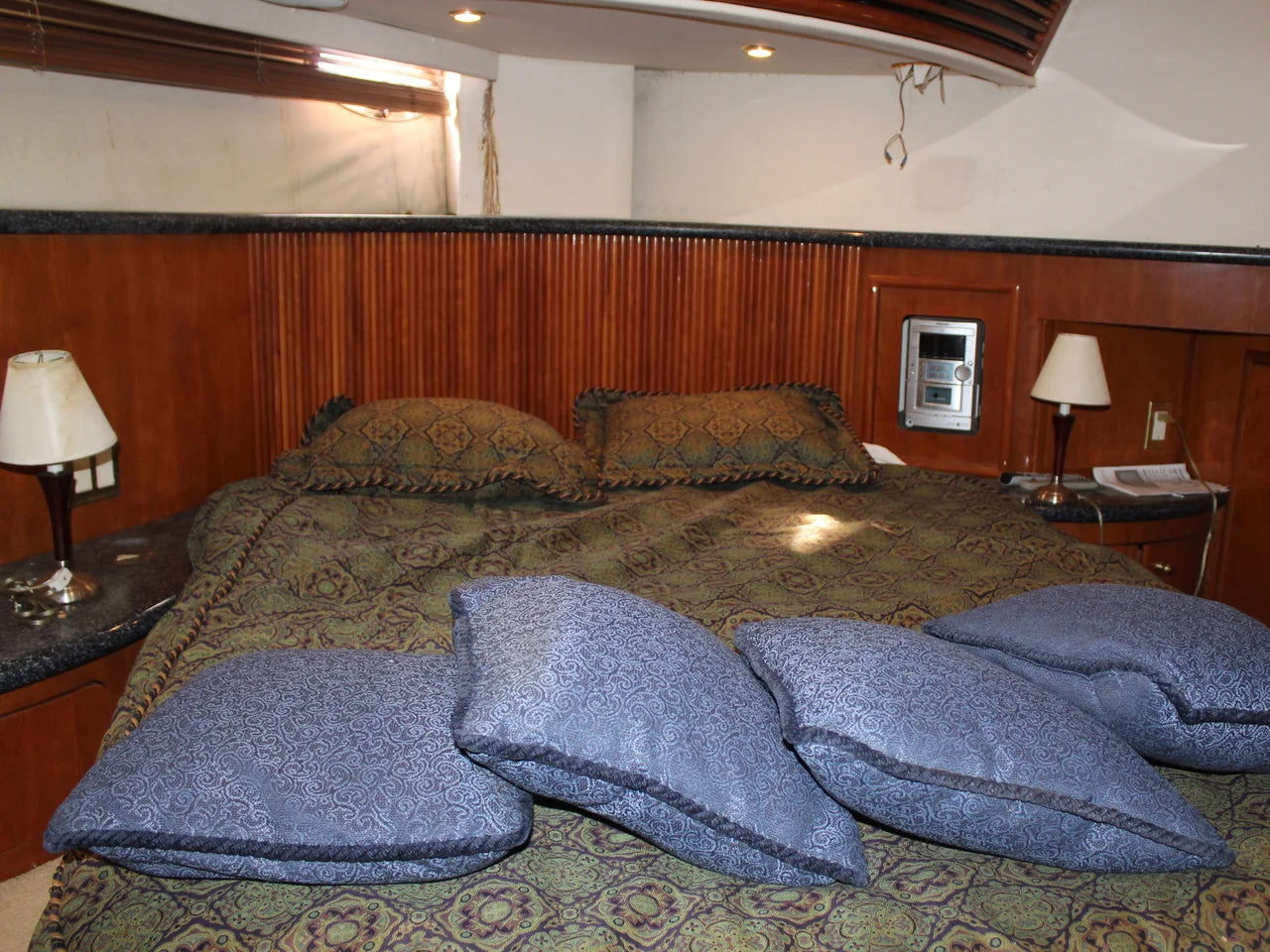 2000 Carver Yachts 450 VOYAGER PILOTHOUSE 45.0 feet, Wrightsville Beach, North Carolina #28