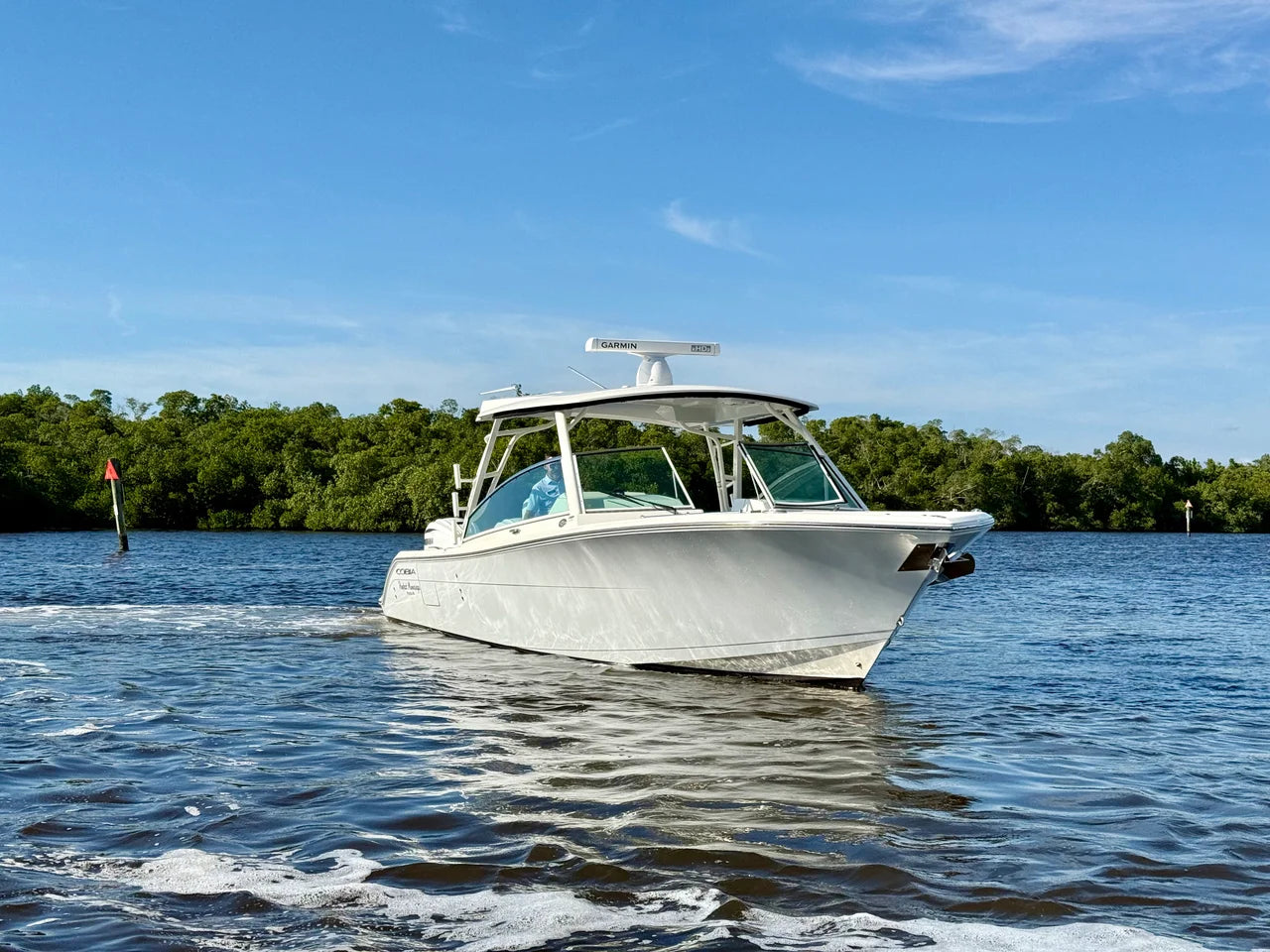 2022 Cobia 330 DUAL CONSOLE 33.0 feet, Fort Myers, Florida #3
