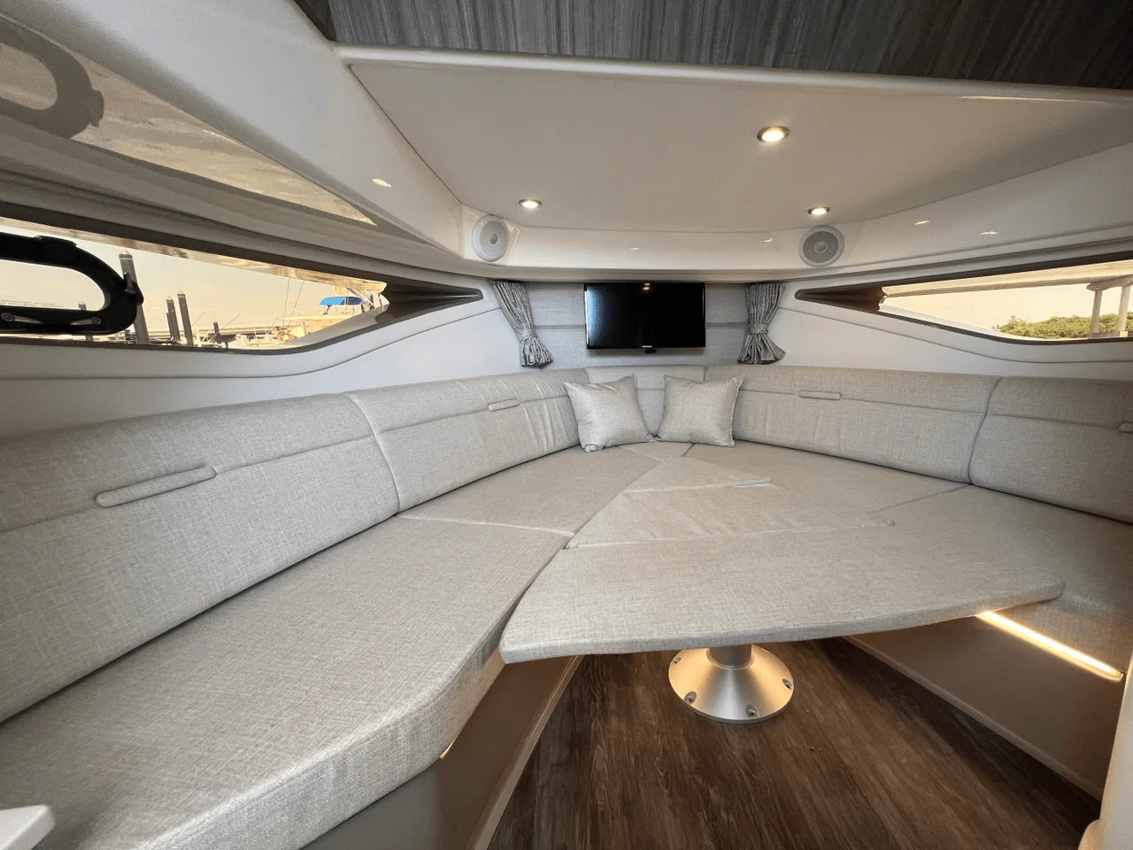 2025 Sea Ray Sundancer 320 Outboard 32.0 feet, Charleston, SC #41