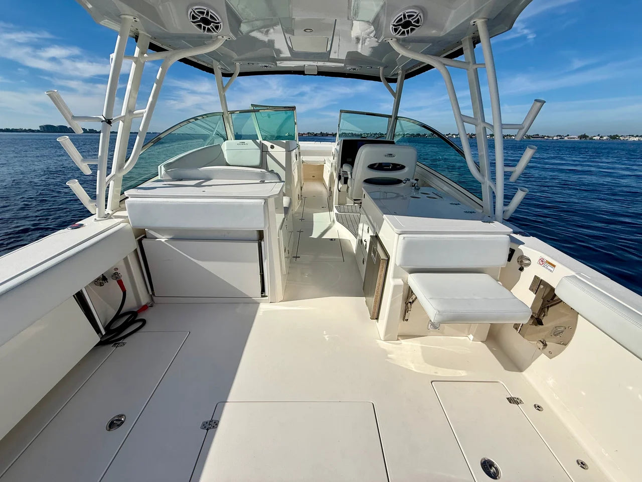 2022 Cobia 330 DUAL CONSOLE 33.0 feet, Fort Myers, Florida #18