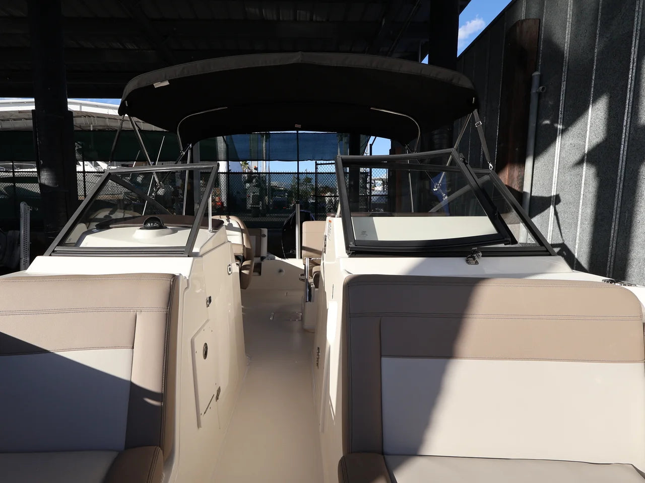 2024 Boston Whaler 210 Vantage 21.0 feet, Naples, FL #20