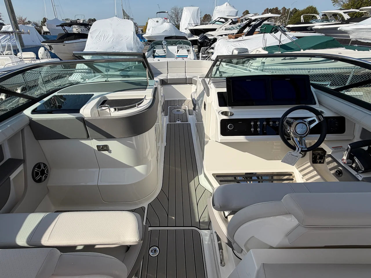 2026 Sea Ray SLX 310 Outboard 31.0 feet, Grasonville, Maryland #23
