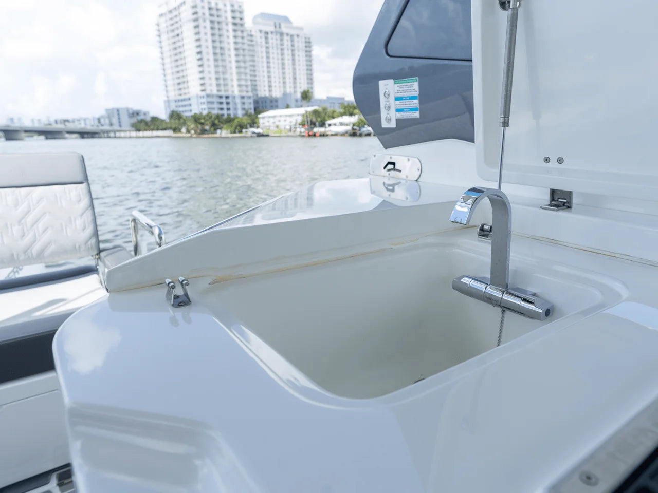 2024 Galeon 325 GTO 32.0 feet, Miami, FL #31